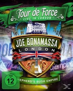 DVD-Cover: Joe Bonamassa, ein Schild mit Gitarre. Text: Tour de Force.