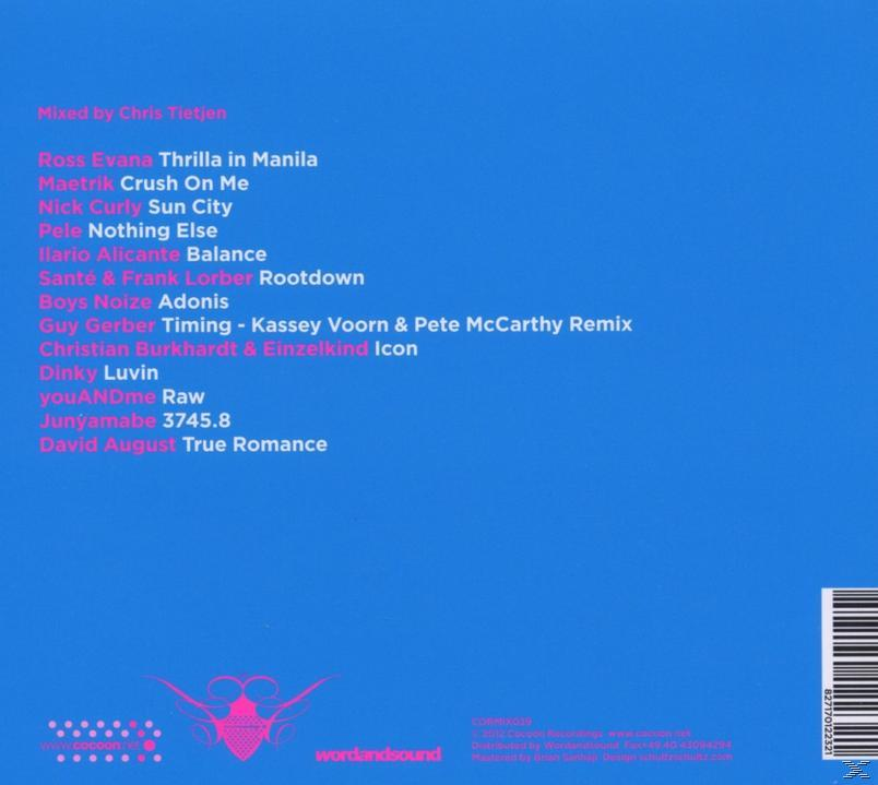 Album-Rückseite mit Trackliste und Künstler- und Labeldetails. Viele Songtitel sind aufgeführt.