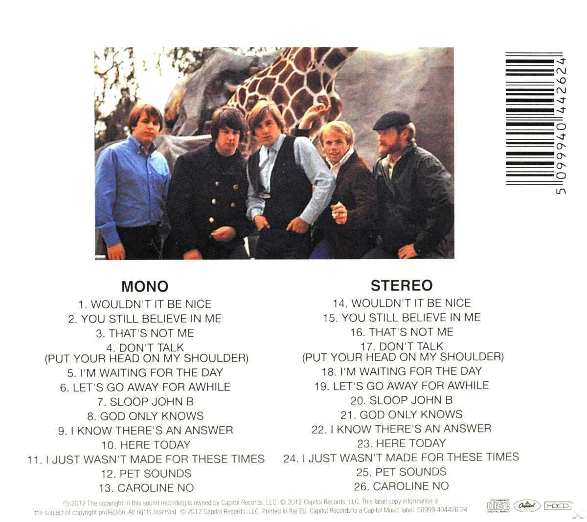 Pochette d'album avec une photo du groupe et une liste de chansons, avec du texte des deux côtés.
