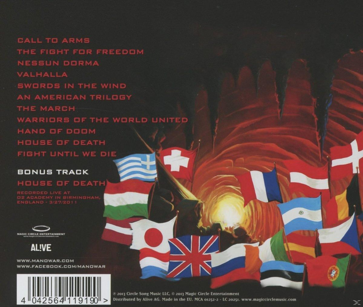 Albumcover mit Flaggen und Text: Manowar, Warriors of the World United.