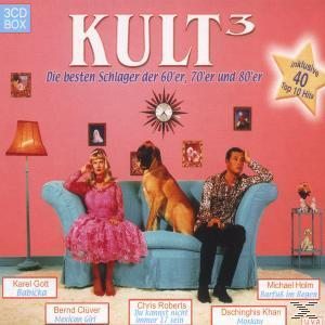 Albumcover. Drei Personen auf blauem Sofa mit Hund. Text in rotem Hintergrund.