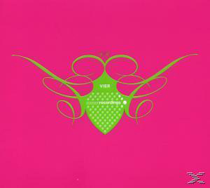 Albumcover mit grünem Design auf pinkfarbenem Hintergrund. Das Design ist abstrakt mit Wirbeln.