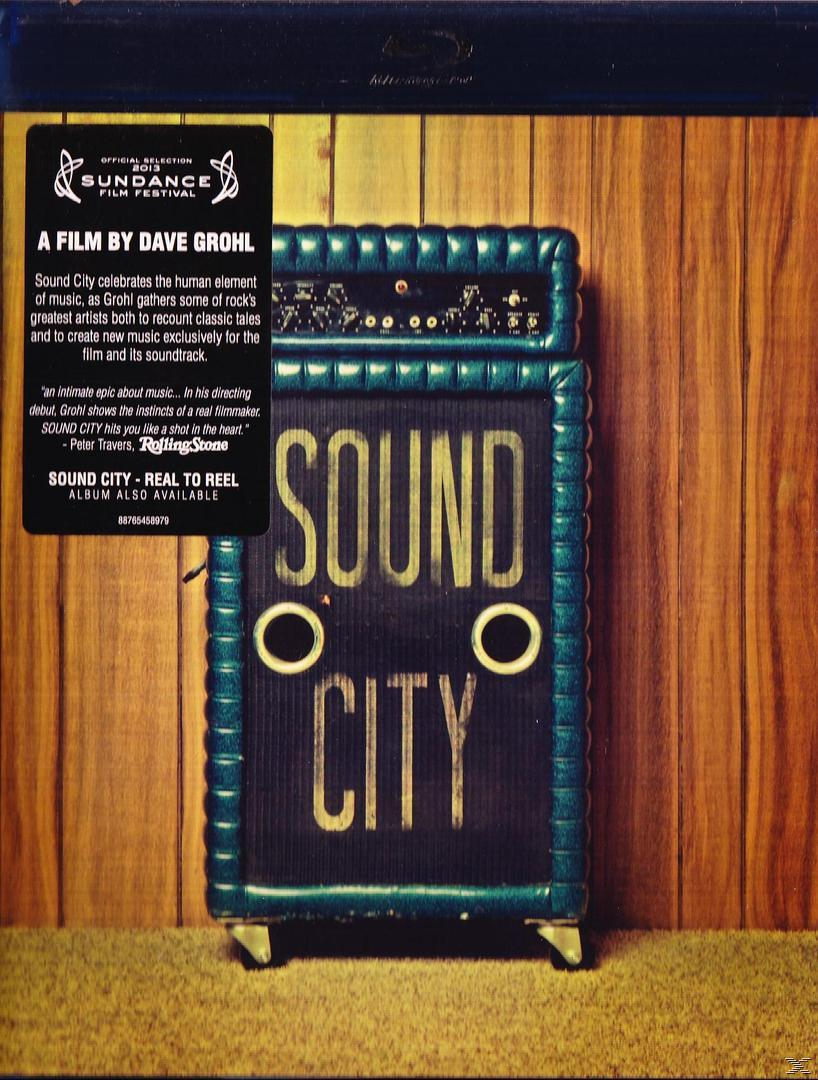 Sound City Albumcover. Ein türkis gefärbter Verstärker auf Holzvertäfelung. Titel: Sound City.