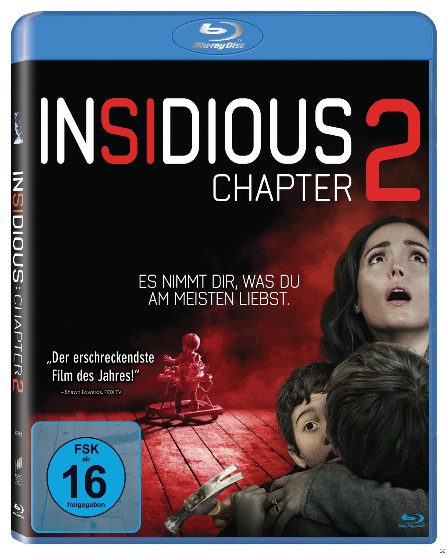 DVD-Cover mit einer Frau und Kindern, einem gruseligen Gesicht und Text. Blaue, rote und schwarze Farben.
