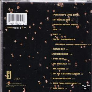 CD-Rückseite, dunkel, mit Text, Trackliste und Barcode.
