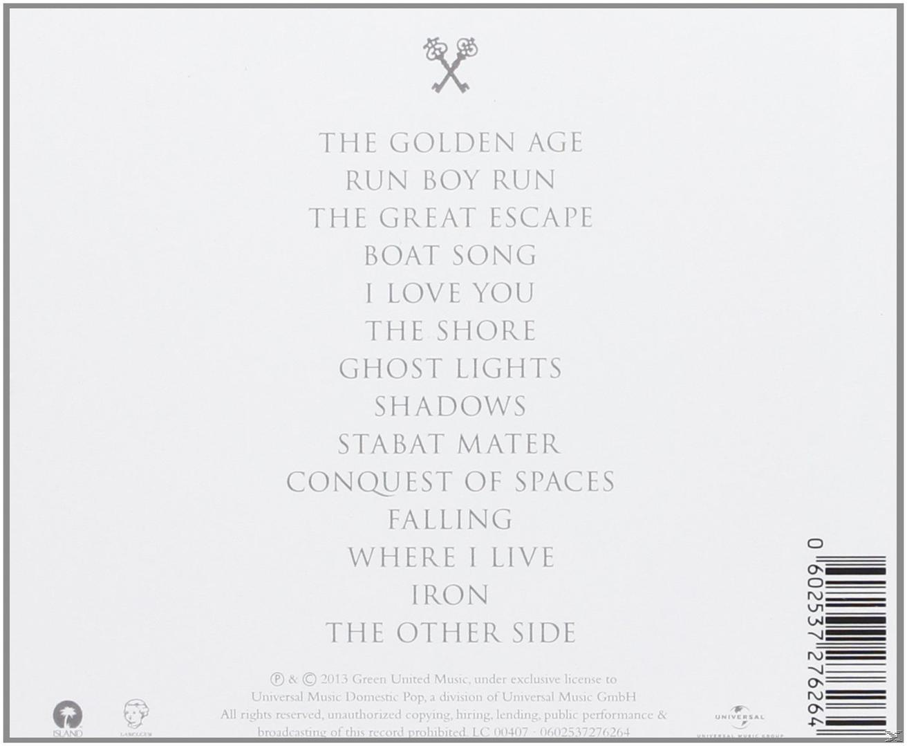 Rückseite eines Albums mit einer Titelliste. Der Künstlername steht unten.