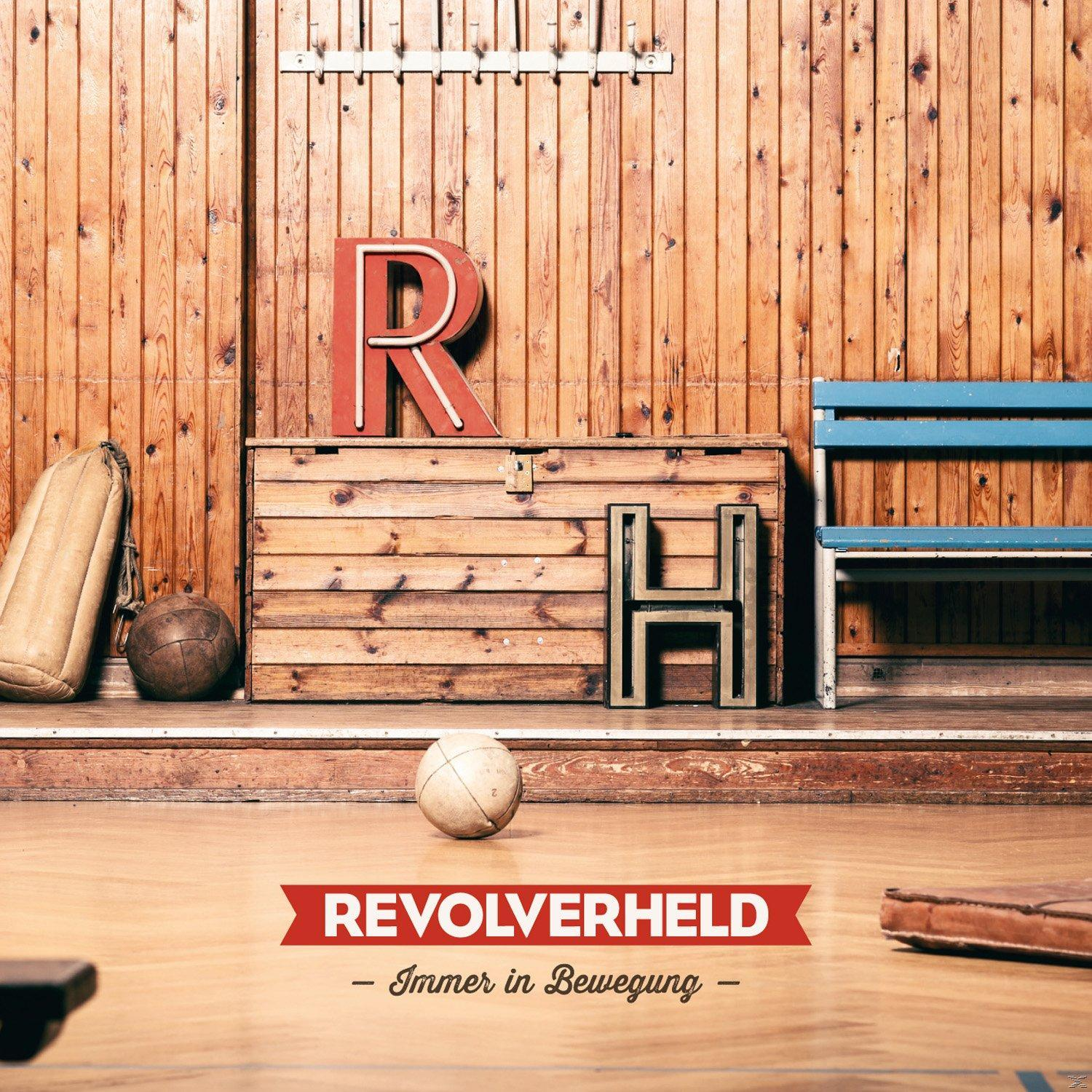 Bild mit Holz-Hintergrund, Buchstaben R und H, einer Bank und einem Ball, mit Text 'REVOLVERHELD' unten.