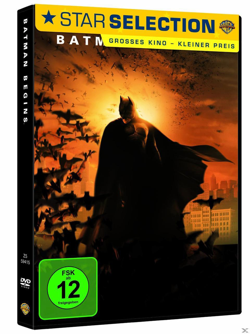 Batman Begins DVD-Cover. Batman-Silhouette vor dunklem Himmel mit Fledermäusen. Star Selection-Logo.