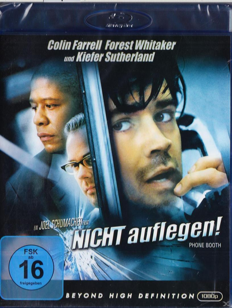 DVD-Cover: Drei Schauspieler in einem Auto. Titel: Nicht Auflegen! Hintergrund: ein zerbrochenes Fenster.