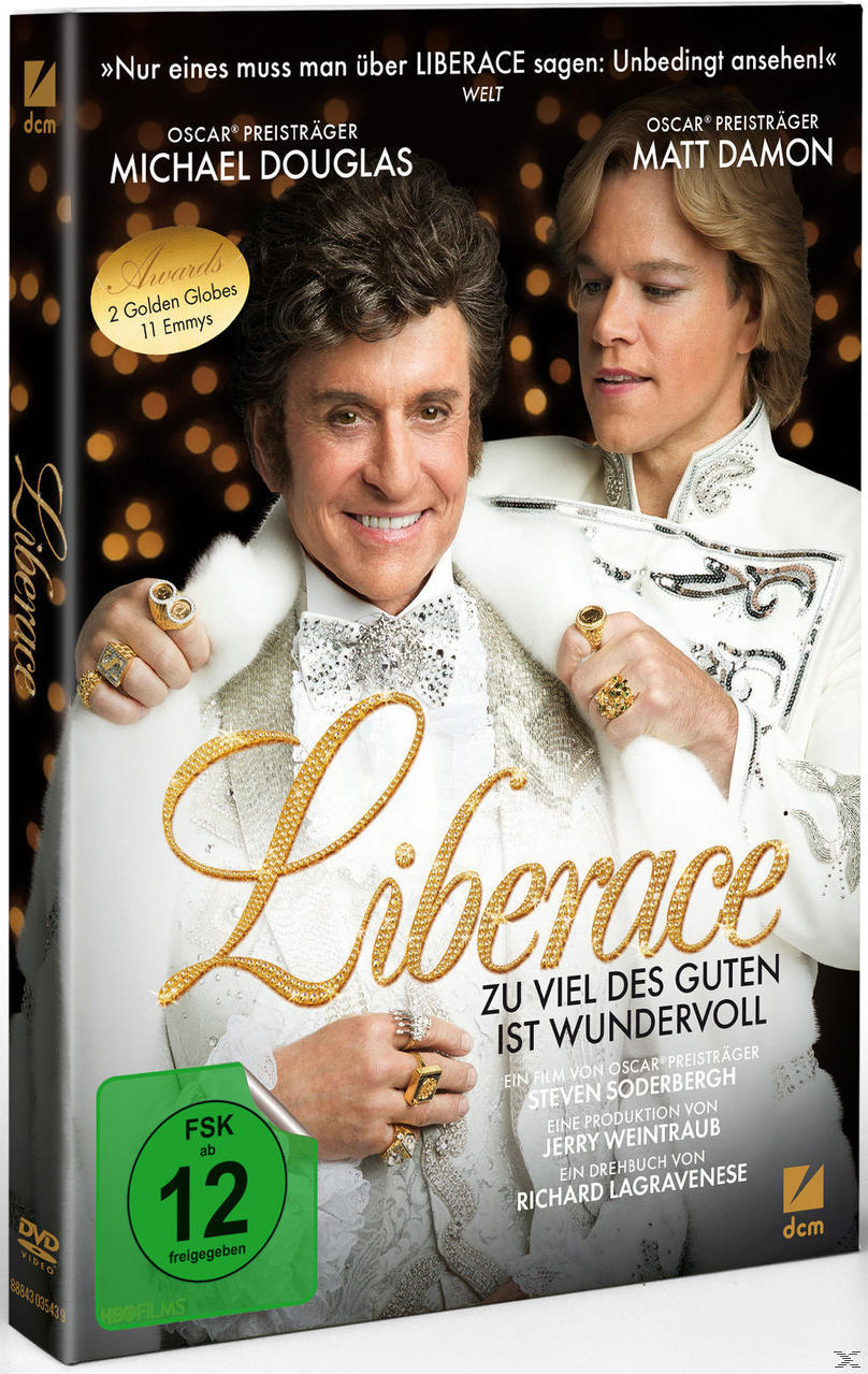 DVD-Cover für Liberace. Michael Douglas und Matt Damon, Auszeichnungen aufgeführt und der Titel. Goldener Hintergrund.