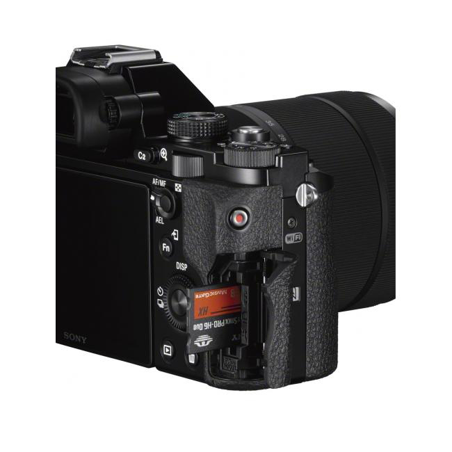 SONY Alpha 7 Body (ILCE-7) Systemkamera, 7,6 cm Display, WLAN