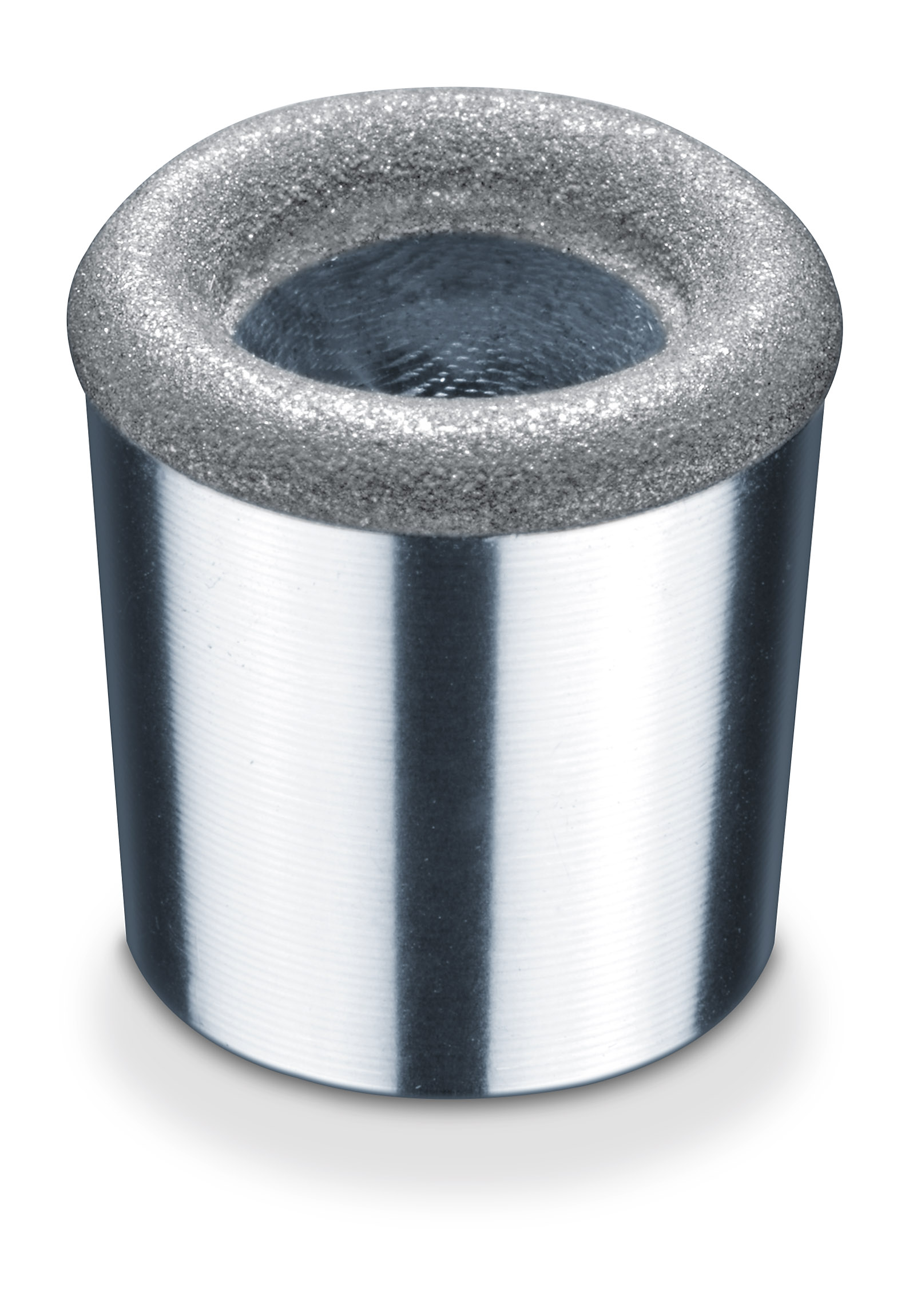 Zylindrisches Metallwerkzeug mit grauem, körnigem Ring oben. Weißer Hintergrund. Nahaufnahme.