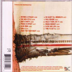 Achterkant van het Beastie Boys-album. Songtitels en een abstracte achtergrond met een trein.