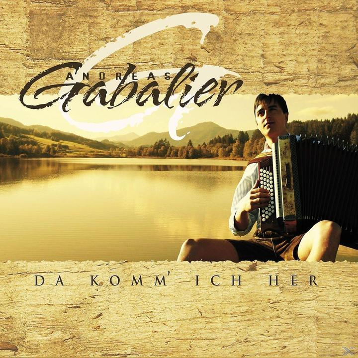 Albumcover eines Mannes, der am See Akkordeon spielt.