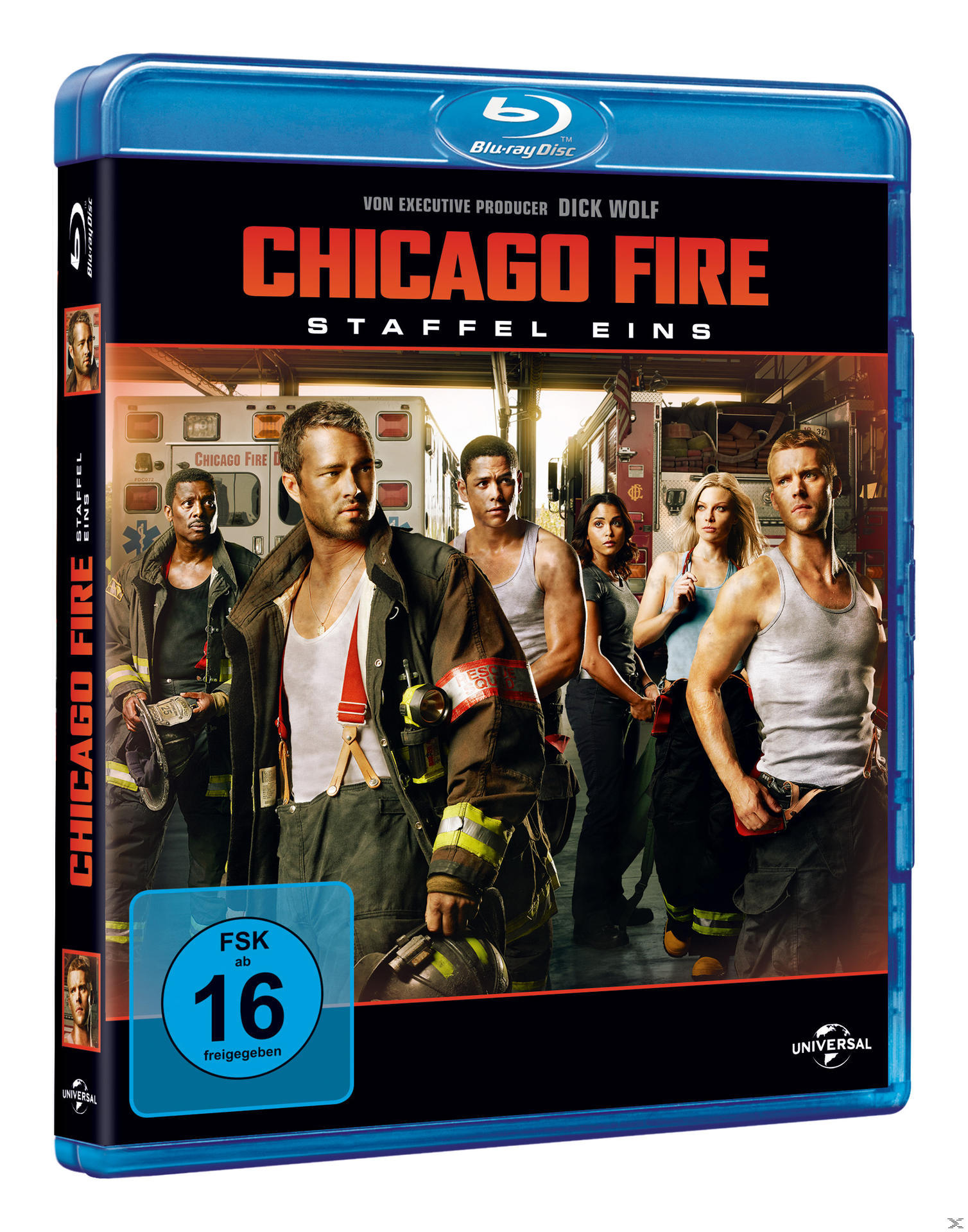 Blu-ray-Disc-Cover mit Menschen vor Feuerwehrautos. Titel 'CHICAGO FIRE'. Rote und blaue Farben.