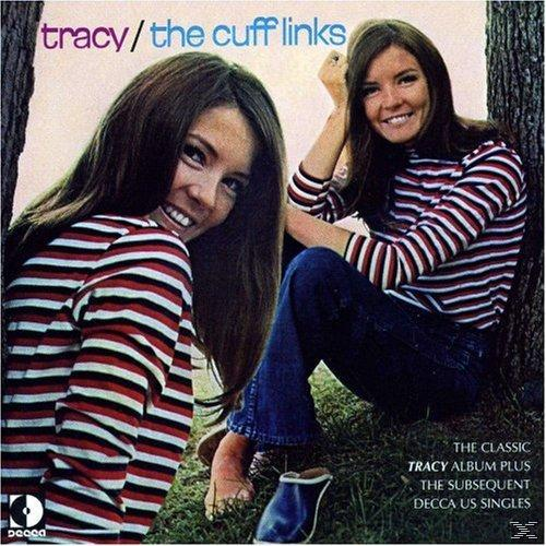 Albumcover mit zwei Frauen in gestreiften Oberteilen. Der Titel lautet 'Tracy/The Cuff Links'. Gras Hintergrund.