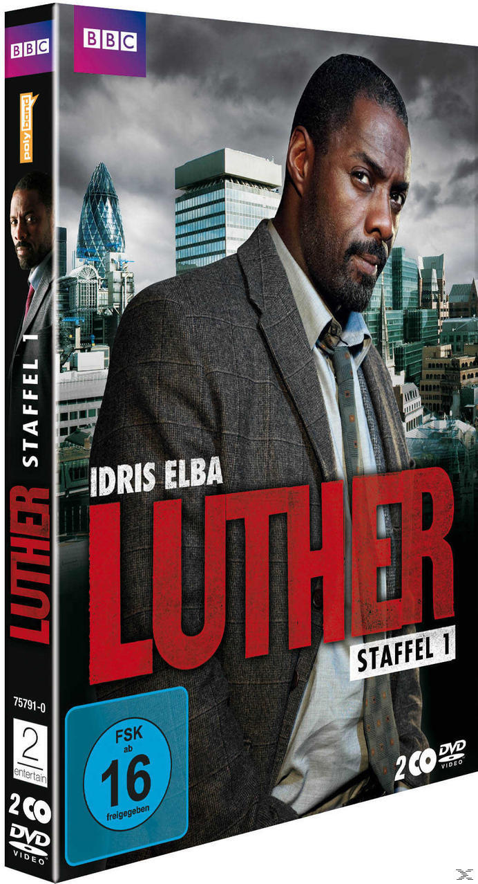 DVD-Cover-Artwork: Idris Elba. Titel: Luther Staffel 1. Der Schauspieler steht vor einer Skyline.