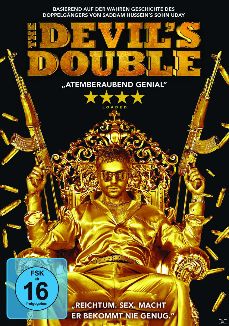 Filmposter mit einem Mann, der zwei goldene Waffen hält. Der Hintergrund und der Text sind goldfarben.