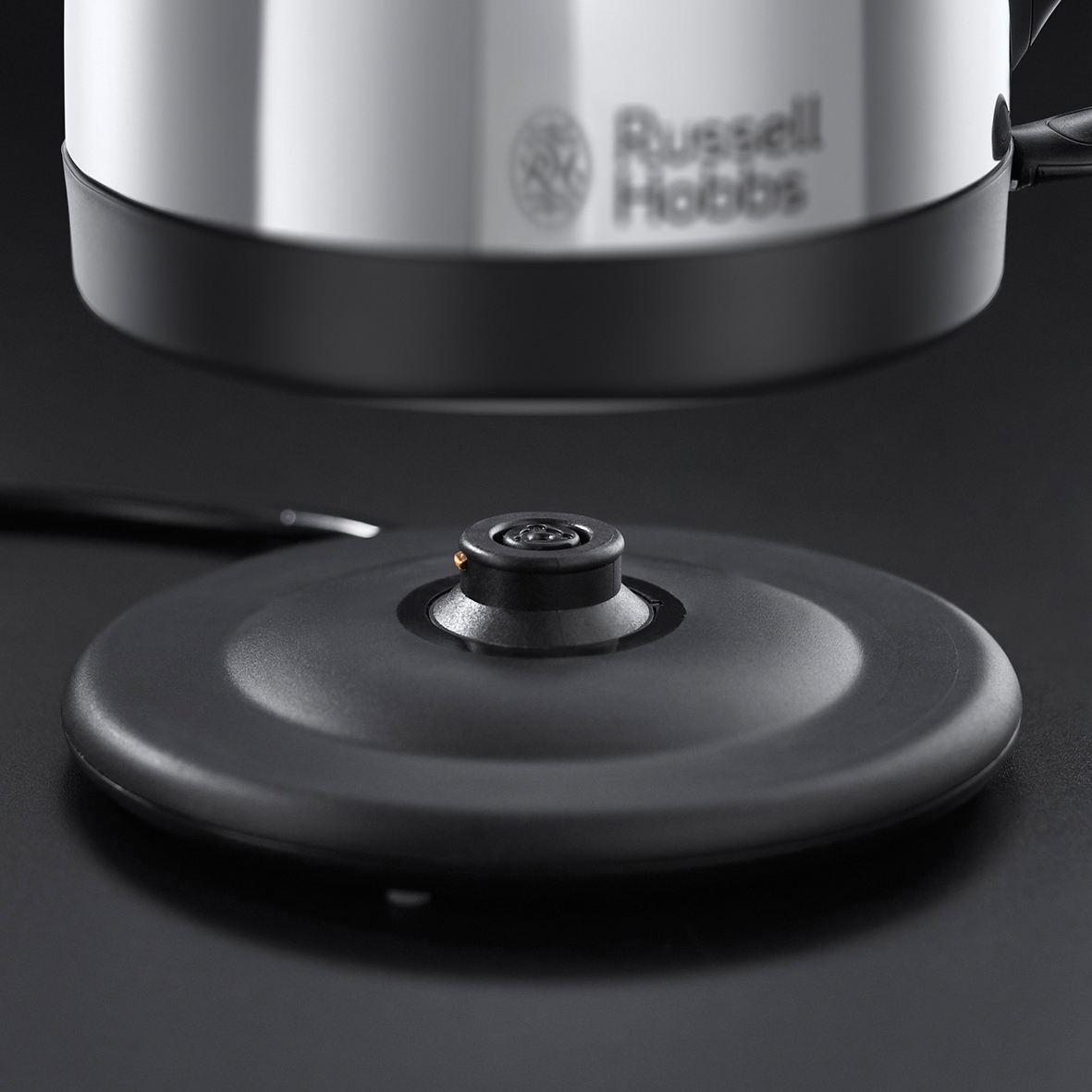 RUSSELL HOBBS 21040-56 Buckingham Wasserkocher, Schwarz/Silber