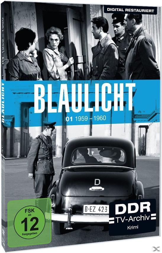DVD-Cover für einen Film mit blauem Titel und Bildern von Leuten vor einem Auto.