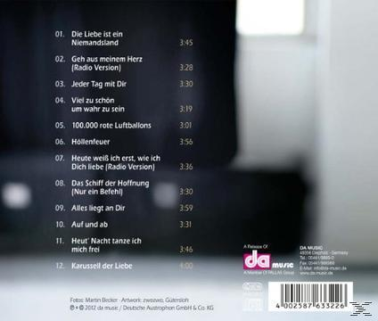 CD-Rückseite mit Songtiteln auf Deutsch. Rosa und orangefarbener Hintergrund, mit DA Music Logo.