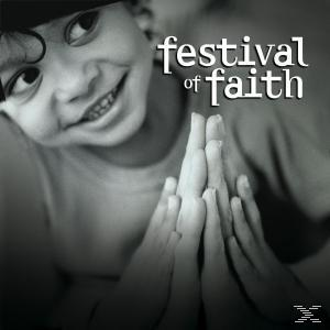 Nahaufnahme der Hände eines Kindes im Gebet. Text sagt 'Festival of Faith'.