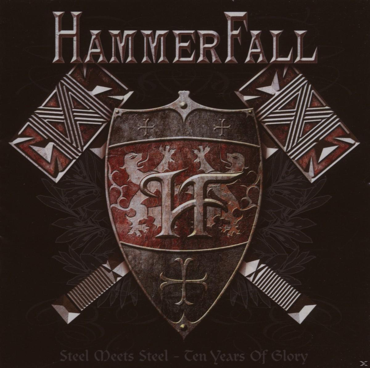 Albumcover mit dem Hammerfall-Logo, einem Schild mit den Buchstaben FF und gekreuzten Hämmern.