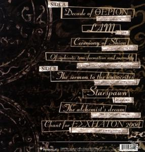 Album-Rückseite mit Songtiteln und einem strukturierten, gemusterten Hintergrund.