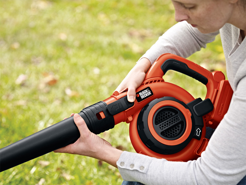 BLACK+DECKER GWC 3600 L20 Laubsauger Orange/Schwarz