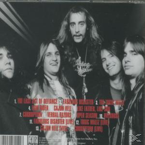 Albumcover mit einer Band aus fünf Männern, Text mit Songliste.