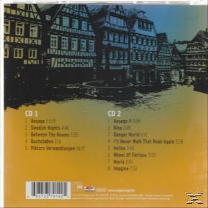 CD-Cover: Text und Titelliste auf gelb-orangem Hintergrund.