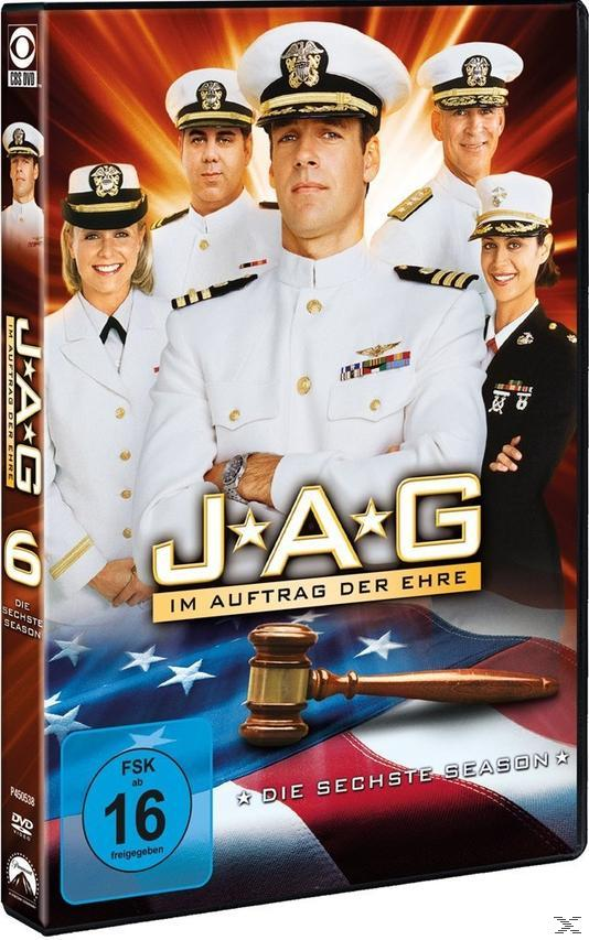 DVD-Hülle für JAG. Darsteller in Uniform, amerikanische Flagge und Hammer.