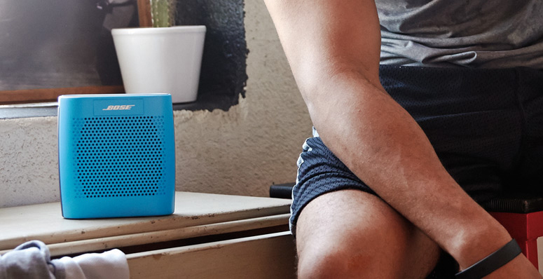 BOSE SoundLink Colour Bluetooth Lautsprecher, Rot