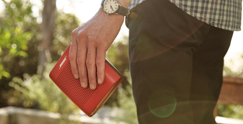 BOSE SoundLink Colour Bluetooth Lautsprecher, Rot