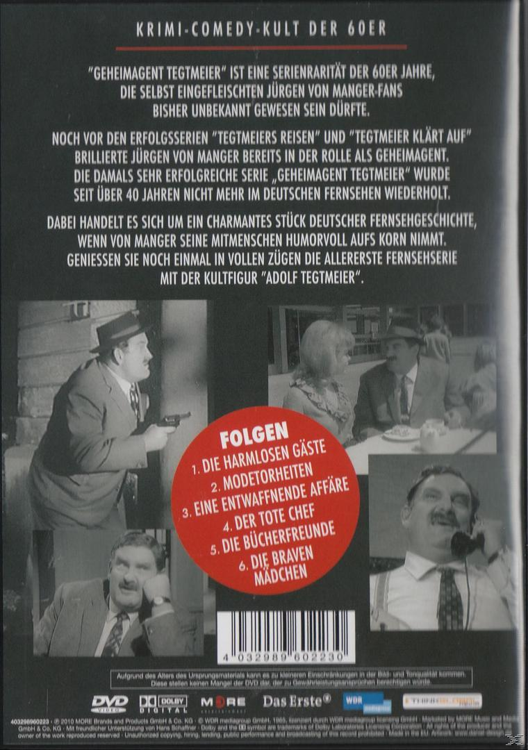 DVD-Cover mit Text, Bildern und einem Männergesicht in der Mitte. Der Hintergrund ist rot und gelb.