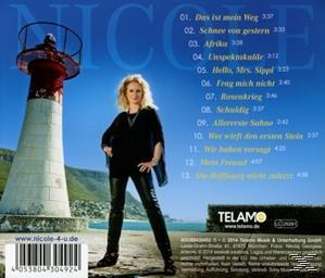 CD-Cover mit einer Frau und einem Leuchtturm. Text auf Deutsch, blauer Himmel im Hintergrund.