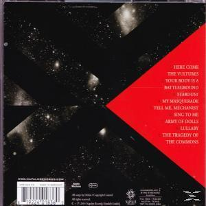 Schwarze CD-Hülle mit rotem Dreieck und Text darauf.