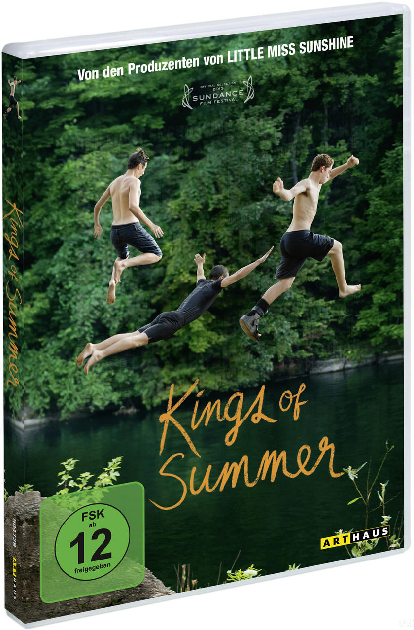 Kings of Summer DVD-Cover mit drei Jungen, die in einen See mit einem Wald springen.