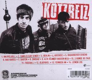 Drei Männer in einer Band, mit dem Wort 'KOTZREIZ' in Rot. Hintergrund: Stadtgebäude.