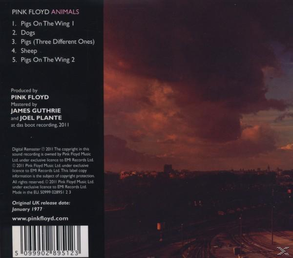 Albumcover mit dunklem, bewölktem Himmel über einer Skyline mit Trackliste auf der linken Seite.