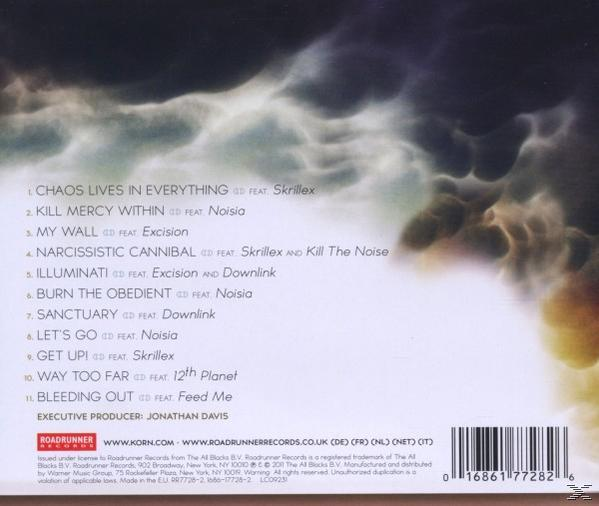 Album-Rückseite. Dunkler, wolkiger Himmelshintergrund mit Titelliste und Credits. Barcode und Logo unten.