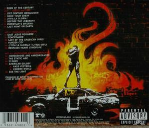 CD-Cover mit brennendem Auto, einer Silhouette einer Person und einer Liste von Titeln. Hat einen Parental Advisory-Aufkleber.