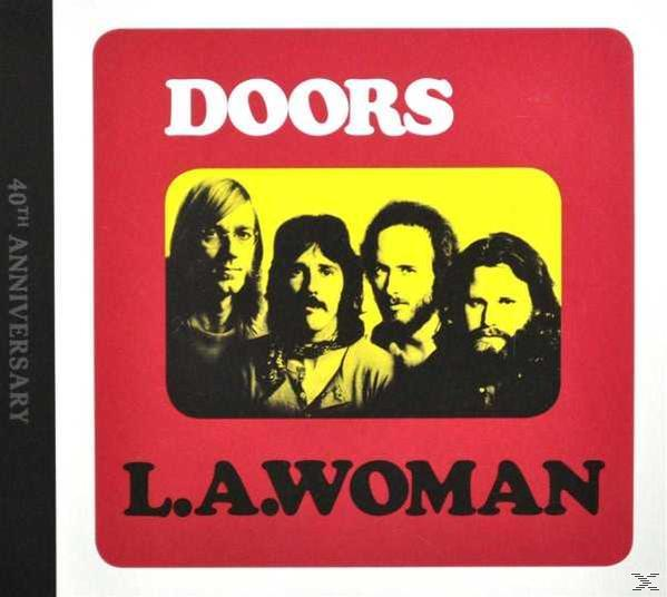 Négy férfi piros háttér előtt. A szöveg 'Doors L.A. Woman'.