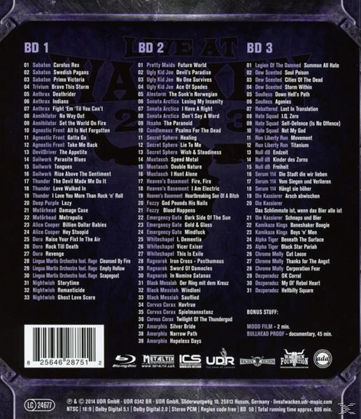 Rückseite einer Blu-ray-Hülle. Listet Bandmitglieder, Songtitel und Bonusmaterial auf.