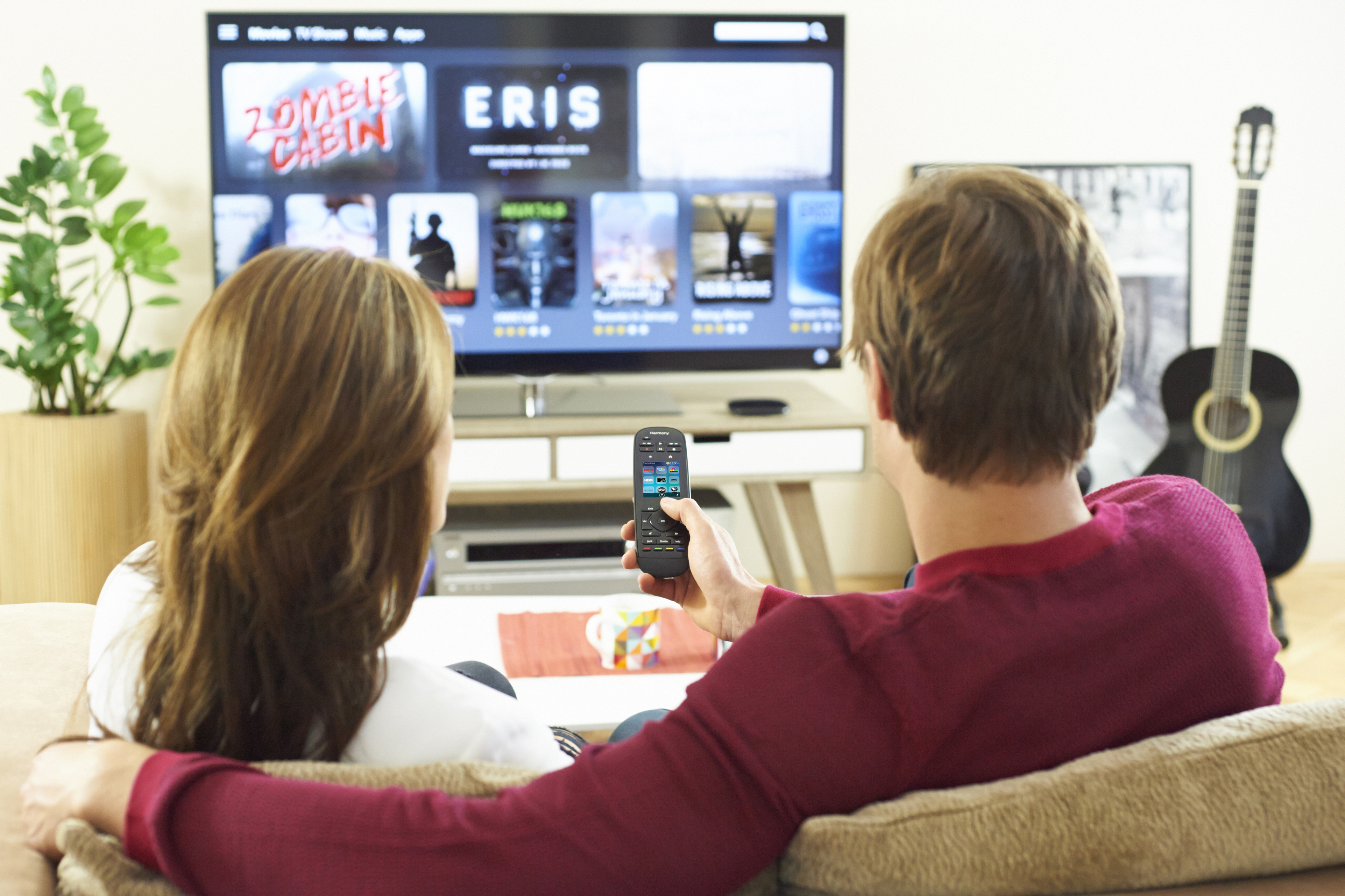 LOGITECH Harmony Ultimate One Touch Screen IR Remote Fernbedienung