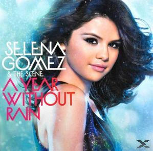 Selena Gomez Albumcover. Sie steht vor einem blau-weißen Hintergrund.
