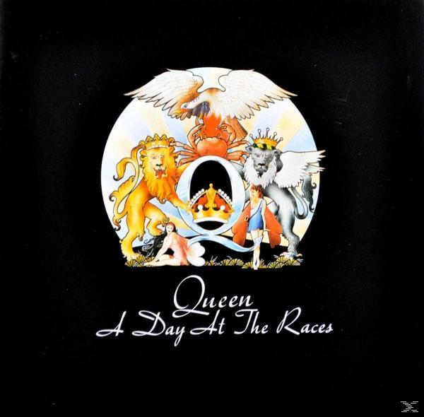 Pochette d'album : Queen. Œuvre d'art avec une couronne, un lion et un aigle sur fond noir. Texte.