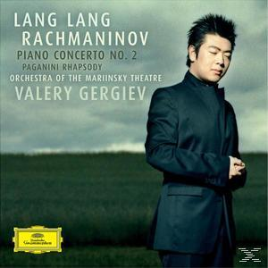CD-Cover: Lang Lang spielt Rachmaninow. Ein Mann im Anzug steht auf einem Feld.