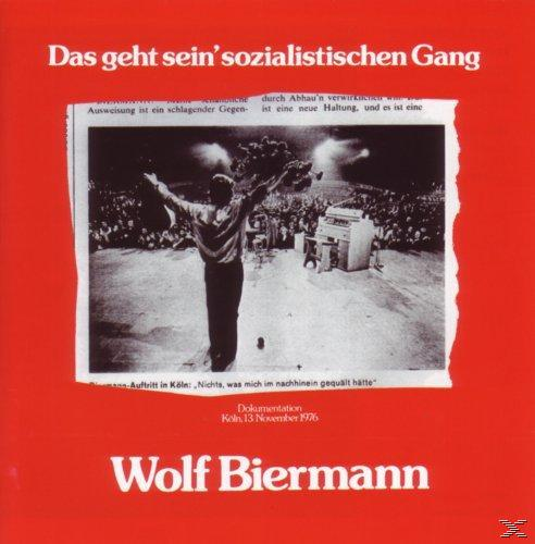 CD-Cover. Mann auf der Bühne mit erhobenen Armen. Roter Hintergrund mit weißem Text: Wolf Biermann.