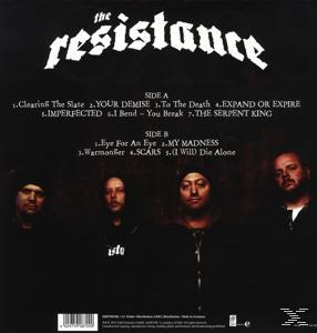 Album borító: a zenekar tagjai sötét ruhában, 'The Resistance' cím és számlisták.